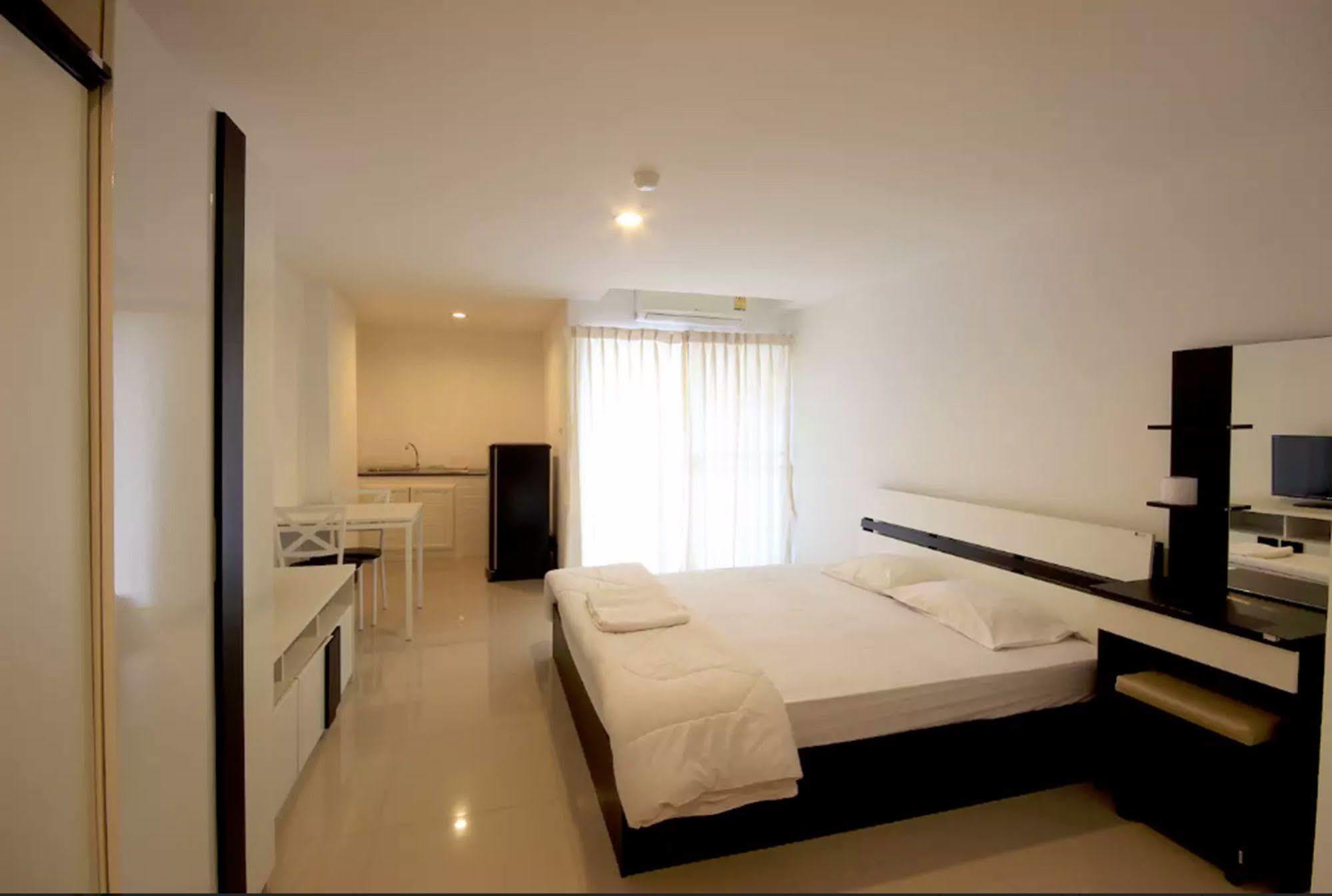 M Plus 2 Apartamentos Chiang Mai Exterior foto